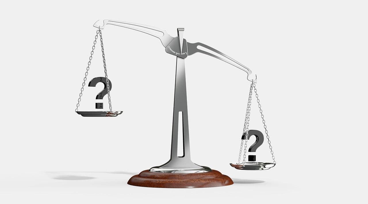 advantages and disadvantages of social media marketing